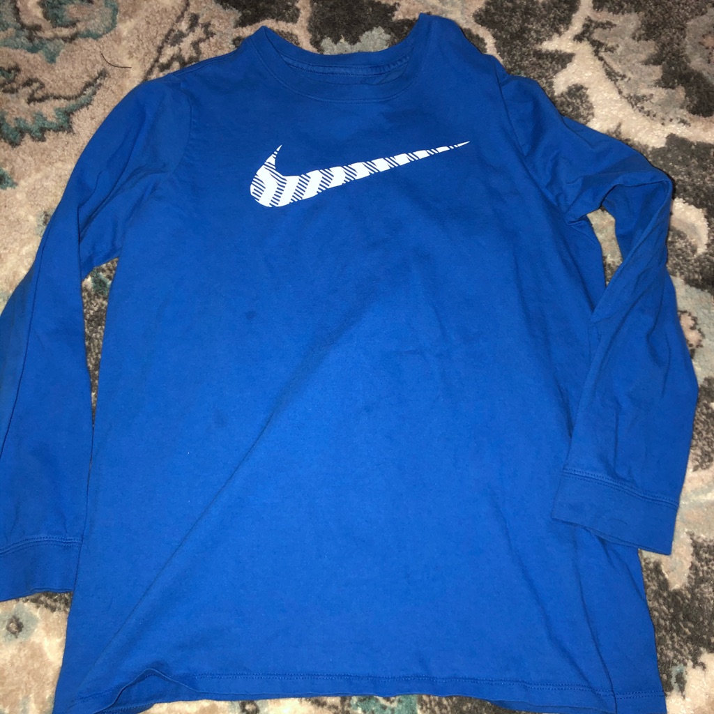 Boys Long Sleeve Nike Shirt